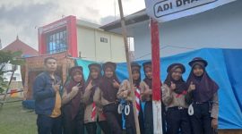 Pramuka dari SMP Negeri 2 Sukau mengikuti Perkemahan Pramuka Tingkat Cabang Lampung Barat. Foto: Hauruel Abadi, Kabar Indonesia.