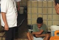 Polda Lampung berhasil gerebek gudang penimbunan solar di Rajabasa, Bandarlampung.
Foto: Harian Waktu