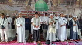 Firdaus Hasbullah mewakili Heri Amalindo hadiri Maulid Akbar di Gedung Rasulallah. Foto: RPS, kabarindonesia.co