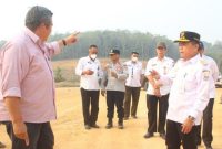 Gubernur Jambi memimpin Tim Monitoring jalan khusus batubara yang akan dibangun oleh PT. Inti Tirta. Foto: Humas Pemprov Jambi