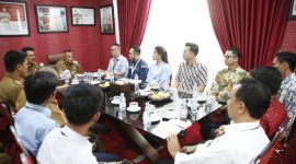 Bupati Lampung Selatan, Nanang Ermanto bersilaturahmi dengan pihak perbankan di Lampung Selatan. Foto: Dinas Kominfo Lamsel