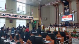 Rapat Paripurna DPRD Lampung Timur dalam rangka pengesahan Raperda dan Perda 2023.