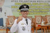 Kepala Desa Hanura, Rio Remota. Foto: Dokumentasi Desa Hanura