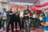 Danang (tengah) juara para juara yang mengalahkan seluruh juara lain dari 4 kelas yang dipertandingkan dalam Lomba Panco Tingkat Provinsi Lampung 2023. Foto: Respati Syamsi, Kabar Indonesia.