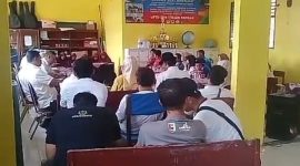 Suasana mediasi perundungan anak di SDN 1 Teluk Pandan. Foto: Isbah Cholib, Kabar Indonesia