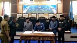 Rapat Paripurna Persetujuan Ranperda APBD Kabupaten Pesisir Barat Tahun 2023. Tangkapan Layar: Joni Irawan, Kabar Indonesia