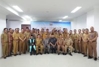 Agus Istiqlal Lantik Jon Edwar sebagai Penjabat Sekdakab Pesisir Barat. Foto: Joni Irawan, Krui