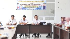 Tim Percepatan Penurunan Stunting (TPPS) Pesisir Barat gelar rembuk stunting dalam rangka tingkatkan penurunan angka stunting pada Kamis (14/12/2023). Foto: Joni Irawan, Kabar Indonesia.