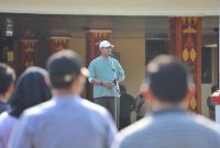 Pj. Bupati Lampung Barat, Nukman genap berusia 55 tahun pada Jum'at (15/12/2023). Pada Desember 2023 ini juga masa jabatannya sebagai Pj. Bupati Lampung Barat untuk periode satu akan berakhir. Foto: Haerul Abadi, Kabar Indonesia