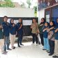 PPK Kebun Tebu, Kabupaten Lampung Barat melakukan supervisi terhadap pemasangan pengumuman berkas calon KPPS ya lulus pada Senin (24/12/2023). Foto: M. Latip, Kabar Indonesia