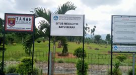 Halaman muka kompleks Situs Batu Brak, Kabupaten Lampung Barat, Provinsi Lampung. Foto: Kristian Agusani, Kabar Indonesia