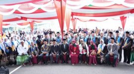 Bupati PALI, Heri Amalindo melepas keberangkatan 95 orang jemaah umroh. Foto: Rizky Pratama Saputra, Kabar Indonesia.