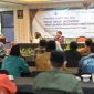 Menteri Desa, Pembangunan Daerah Tertinggal, dan Transmigrasi (Mendes PDTT), Abdul Halim Iskandar memberikan sambutan dalam Focuss Group Discussion (FGD) yang diadakan oleh Strategic Policy Unit (SPU) di Jombang, Jawa Timur pada Sabtu (9/12/2023).