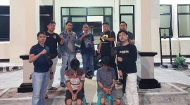Petugas Polsek Menggala dan Tekab 308 Presisi berhasil amankan dua pelaku curat di Astra Ksetra. Foto: Andi Rahman, Kabar Indonesia