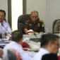 Pj Bupati Lampung Barat, Nukman memimpin Rapat Forkopimda Lampung Barat dalam menghadapi Natal 2023 dan Tahun Baru 2024. Foto: Haerul Abadi, Kabar Indonesia