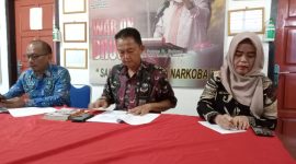 Kepala BNN Kabupaten Batang Hari, AKBP M. Zuhairi dalam penjelasannya mengatakan jika kasus narkoba di Kabupaten Batang Hari turun 20% sepanjang tahun 2023. Foto: Baidillah, Kabar Indonesia.