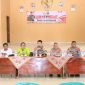 Kabag Ops Polres Tulang Bawang Kompol Abdul Mutholib mewakili Kapolres Tulang Bawang, AKBP Jibarel Bata Awi mengadakan Jum'at Curhat di Kampung Kahuripan Jaya, Kecamatan Banjar Baru, Kabupaten Tulang Bawang pada Jum'at (22/12/2023). Foto: Andi Rahman, Kabar Indonesia