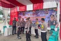 Kapolres Tulang Bawang Barat, Ndaru Istimawan melakukan pengecekan terhadap kesiapan personel Pos Pengamanan Nataru di Tulang Bawang Barat. Foto: Andi Rahman, Kabar Indonesia