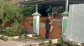 Tim Infanteri Relawan Juragan Ganjar-Mahfud mulai melakukan kerja politik door to door di Jakabaring, Kota Palembang sejak Minggu (7/1/2024). Foto: Irwanto, Kabar Indonesia.