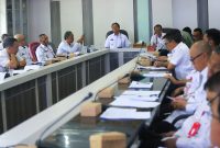 Pj. Bupati Lampung Barat, Nukman memimpin rapat persiapan peletakan batu pertama Pasar Tematik Lumbok Seminung, Lampung Barat. Foto: Haeruel Abadi, Kabar Indonesia.