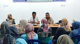 Plt. Kepala Dinas Kesehatan Kabupaten Pesisir Barat kerja cepat serap aspirasi tenaga kesehatan se-Oesisir Barat pada Jum'at (12/2/2024). Foto: Joni Irawan, Kabar Indonesia.