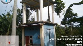 Bangunan Pamsimas Dusun 4 Pekon Rata Agung, Kecamatan Lemong, Kabupaten Pesisir Barat, Provinsi Lampung yang diduga mangkrak dan tak berfungsi sebagaimana mestinya. Foto: Joni Irawan, Kabarindonesia.co