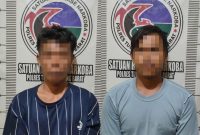 Dua pemuda asal Gedung Tataan, Kabupaten Pesawaran ditangkap petugas Polres Tulang Bawang Barat karena diduga menggunakan sabu-sabu pada Selasa (27/2/2024) malam.