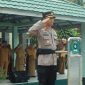 Kapolres Tulang Bawang Barat, Ndaru Istimawan berkesempatan menjadi Pembina Upacara di SMKN 1 Tubaba pada Senin (5/2/2024). Foto: Andi Rahman, Kabarindonesia.co