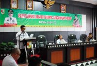 Asisten III Bidang Administrasi Umum Pemkab Tulang Bawang Barat, M. Rasidi membuka Penyuluhan Hukum Perlindungan dan Pengelolaan Lingkungan Hidup pada Rabu (7/2/2024). Foto: Andi Rahman, Kabarindonesia.co