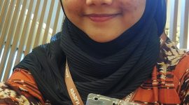 Salsabila Zulmi, mahasiswa Indonesia di Korea Selatan asal Bengkulu yang jadi petugas KPPS dalam penyelenggaraan Pemilu 2024 di Suwon pada Sabtu (10/2/2024). Foto: Dokumentasi Pribadi.