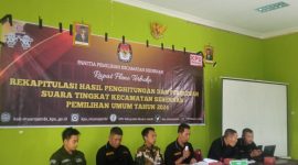 Rapat Pleno Terbuka Penghitungan Suara di Kecamatan Sekernan, Kabupaten Muaro Jambi dilakukan mulai Sabtu (17/2/2024). Foto: Sultan, Kabarindonesia.co