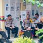 Kapolres Tulang Bawang Barat, AKBP Ndaru Istimawan langsung melakukan monitoring pelaksanaan Rapat Pleno Terbuka Rekapitulasi Penghitungan Suara Pemilu 2024 di Kecamatan Tulang Bawang Tengah, Kabupaten Tulang Bawang Barat pada Senin (19/2/2024). Foto: Andi Rahman, Kabarindonesia.co
