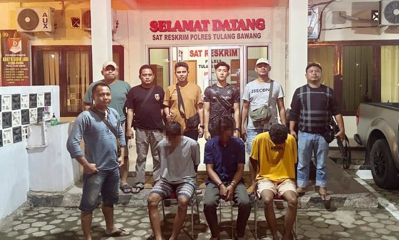 Tiga orang pelaku curanmor di Wilayah Hukum Polres Tulang Bawang berhasil ditangkap Tekab 308 Presisi Polres Tulang Bawang. Foto: Andi Rahman, Kabarindononesia.co
