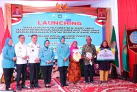 Ketua TP-PKK Pusat, Tri Tito Karnavian membuka Launching Tiga Gerakan Serentak se-Sumsel pada Rabu (21/2/2024). Foto: Rizky Pratama Saputra, Kabarindonesia.co