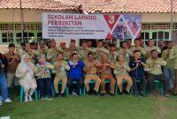 Peserta Sekolah Lapang Diskeswan Tubaba berfoto bersama pada Selasa (20/2/2024). Foto: Andi Rahman, Kabarindononesia.co