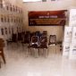 Ruang Rapat PPK Kecamatan Sekernan, Kabupaten Muaro Jambi, Provinsi Jambi belum menampakkan aktivitas pada Senin (19/2/2024). Foto: Sultan, Kabarindonesia.co
