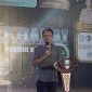 Bupati Pesisir Barat, Agus Istiqlal memberikan sambutan dalam Grand Final Pemilihan Muli Mekhanai Pesisir Barat 2024. Foto: Joni Irawan, Kabarindonesia.co