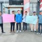 Ketua DPD PAN Bengkulu Tengah, Munir Sumarlin dan pengurus lainnya melakukan aksi damai menolak rekomendasi Bawaslu Bengkulu ke KPU Kabupaten Bengkulu Tengah untuk melakukan Penghitungan Ulang Surat Suara Pemilu 2024 beberapa TPS pada Minggu (10/3/2024).