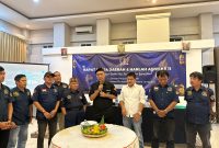 Ketua DPP Asosiasi Wartawan Profesional Indonesia (AWPI) memberikan sambutan dalam rangka launching PT. Cahya Bagus Mandiri yang mengelola pabrik crude palm oil (CPO) yang merupakan bagian dari program Trisula Sakti pada Rabu (13/3/2024) di Bandarlampung. Foto: AWPI