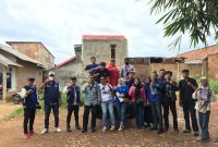 Pengurus KNPI dan HMI Kota Bandarlampung adakan bakti sosial di Kelurahan Jagabaya, Kecamatan Way Halim, Kota Bandarlampung pada Rabu (13/3/2024).