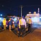 Polres Tulang Bawang lakukan patroli rutin setelah jam makan sahur untuk cegah aksi balapan liar di Kota Menggala, Tulang Bawang, Provinsi Lampung pada Kamis (14/3/2024). Foto: Ali Rahman, Kabarindonesia.co.