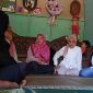Pihak RPA dan Tim Manji kunjungi rumah N (15) korban kekerasan seksual di Bukit Kemuning, Kabupaten Lampung Utara, Provinsi Lampung pada Selasa (19/3/2024). Foto: Ali Mukmin, Kabarindonesia.co