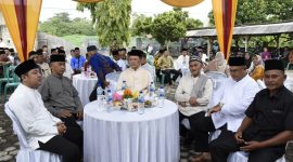 Pj. Bupati Tulang Bawang Barat, M. Firsada bersama Forkopimda kabupaten setempat menghadiri agenda Safari Ramadhan di Tiyuh Karta Raya pada Rabu (13/03/2024).