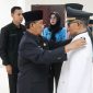 Wakil Bupati Kabupaten Pesisir Barat, Zulqoini Syarif melantik puluhan pejabat tinggi pratama, administrasi, dan kepala UPTD Puskesmas pada Jum'at (22/3/2024). Foto: Joni Irawan, Kabarindonesia.co