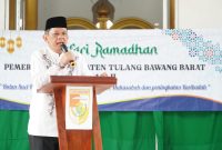 Pj. Bupati Tulang Bawang, M. Firsada melakukan Safari Ramadhan di Tiyuh Kibang Tri Jaya, Kecamatan Lambu Kibang, Kabupaten Tulang Bawang Barat pada Senin (25/3/2024). Foto: Andi Rahman, Kabarindonesia.co