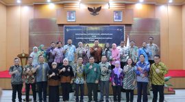 Penyerahan laporan hasil pemeriksaan itu diserahkan secara langsung oleh Kepala BPK Perwakilan Sumsel Andri Yogama dan diterima langsung oleh Pj Walikota Ratu Dewa bersama Ketua DPRD Kota Palembang Zainal Abidin di kantor BPK Perwakilan Sumse