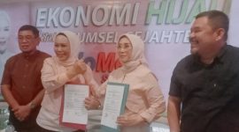 Pasangan Bacagub dan Bacawagub Sumsel, Holda dan Meli Mustikan mendeklarasikan diri pada Minggu (19/5/2024). Foto: Rizky Pratama Saputra, Kabarindonesia.co