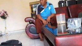 Kepala Sekolah SDN 6 Rawa Jitu Utara, Kabupaten Mesuji, Suwinarto. Foto: Andi Rahman, Kabarindonesia.co