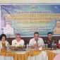 Kepala Dinas P3KB Pesisir Barat, Budiono menyampaikan sambutan dalam acara Pelatihan Manajemen Kasus pada Kegiatan Kapasita Sumber Daya Penyedia Layanan Penanganan Bagi Perempuan dan Anak Korban Kekerasan di Hotel Sunset Beach, Pesisir Barat pada Rabu (15/5/2024). Foto: Joni Irawan, Kabarindonesia.co