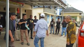 Proses rekonstruksi pengeroyokan terhadap seorang wartawan di Lampung Timur. Foto: Humas Polda Lampung